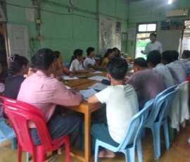 Social Vision Microfinance Co., Ltd ဝမ်းတွင်းရုံးမှ ဝန်ထမ်းများအား ငွေကြေးခဝါချမှုနှင့်အကြမ်းဖက်မှုကို တိုက်ဖျက်ရေးဆိုင်ရာ အသိပညာပေးသင်တန်းပေးနေခြင်း