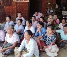 ၀မ်းတွင်းမြို့နယ် ခင်ကြီးကျေးရွာတွင် ချေးငွေထုတ်ပေးခြင်းအစည်းအဝေး ဆောင်ရွက်နေခြင်း