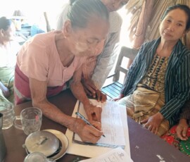 ၀မ်းတွင်းမြို့နယ် ကျောက်အိုး ကျေးရွာတွင် ချေးထုတ်ပေးခြင်းအစည်းအဝေး ဆောင်ရွက်နေခြင်း